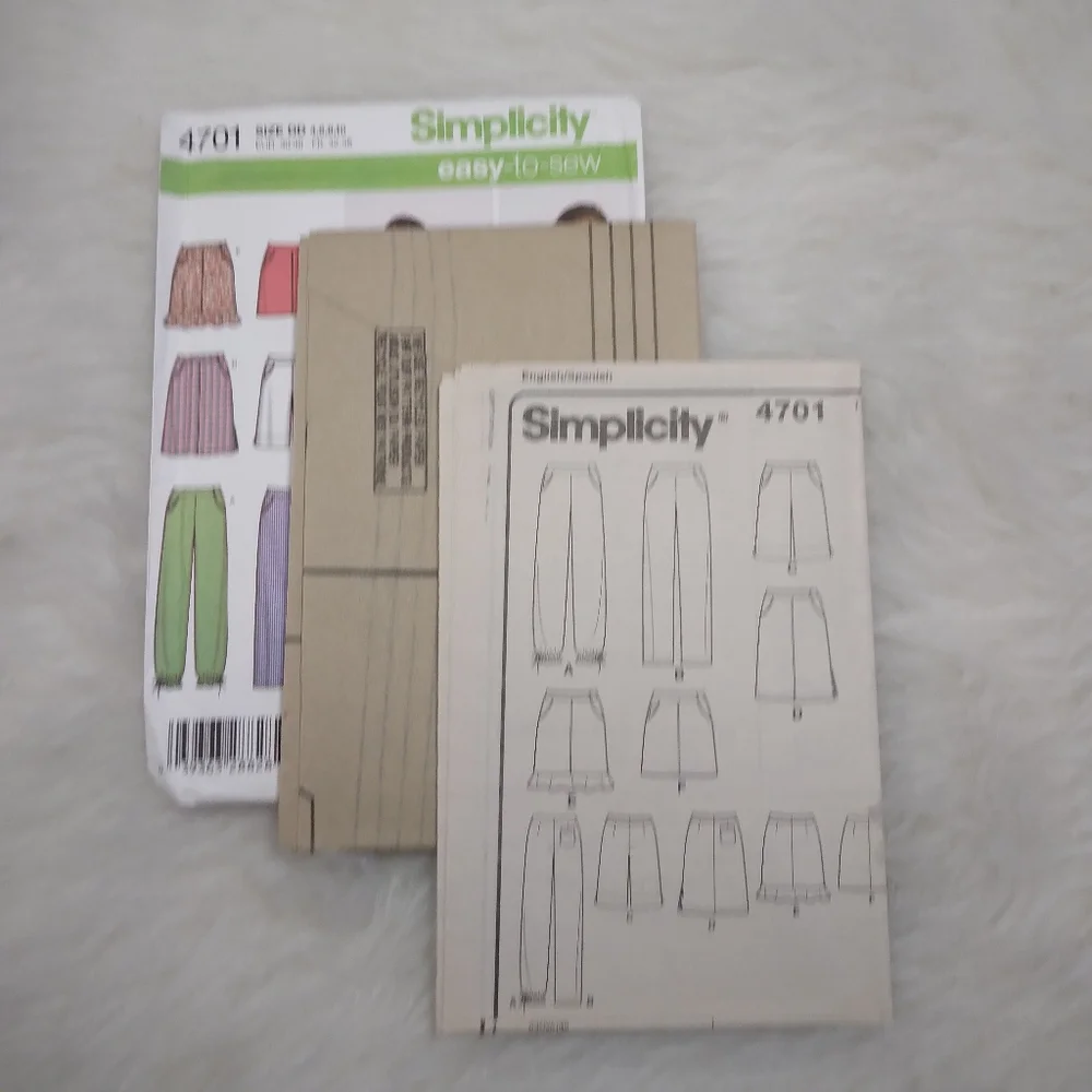 SIMPLICITY 4701 Sz 4-10 EASY TO SEW Pants, Shorts, & Skirts In 3 Lengths
